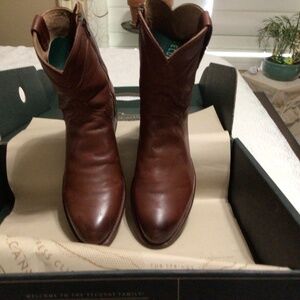 Men’s size 11 Tecovas boots